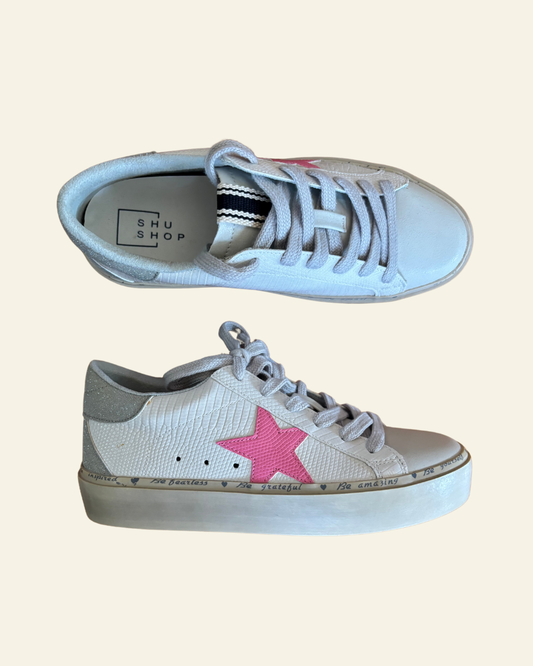 Reba Bone Lizard Sneaker | Bone + Pink Star