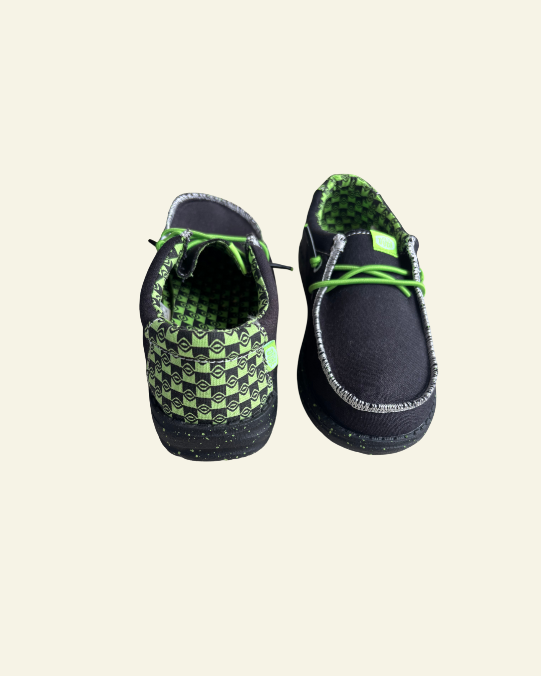 HEYDUDE | Youth | Wally Batik Geo Black-Lime