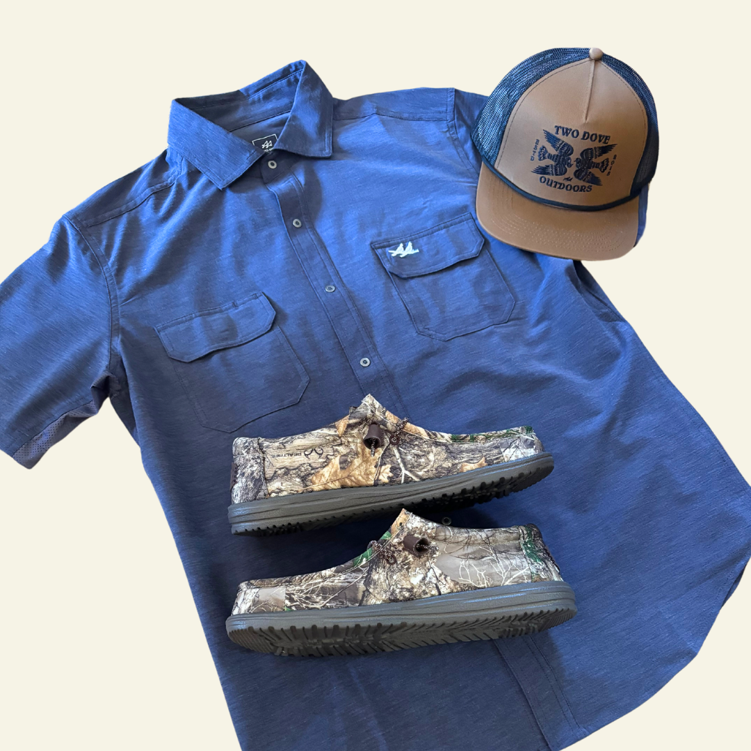 Two Dove Outdoors | The Rio Short Sleeve | The Comal - Navy