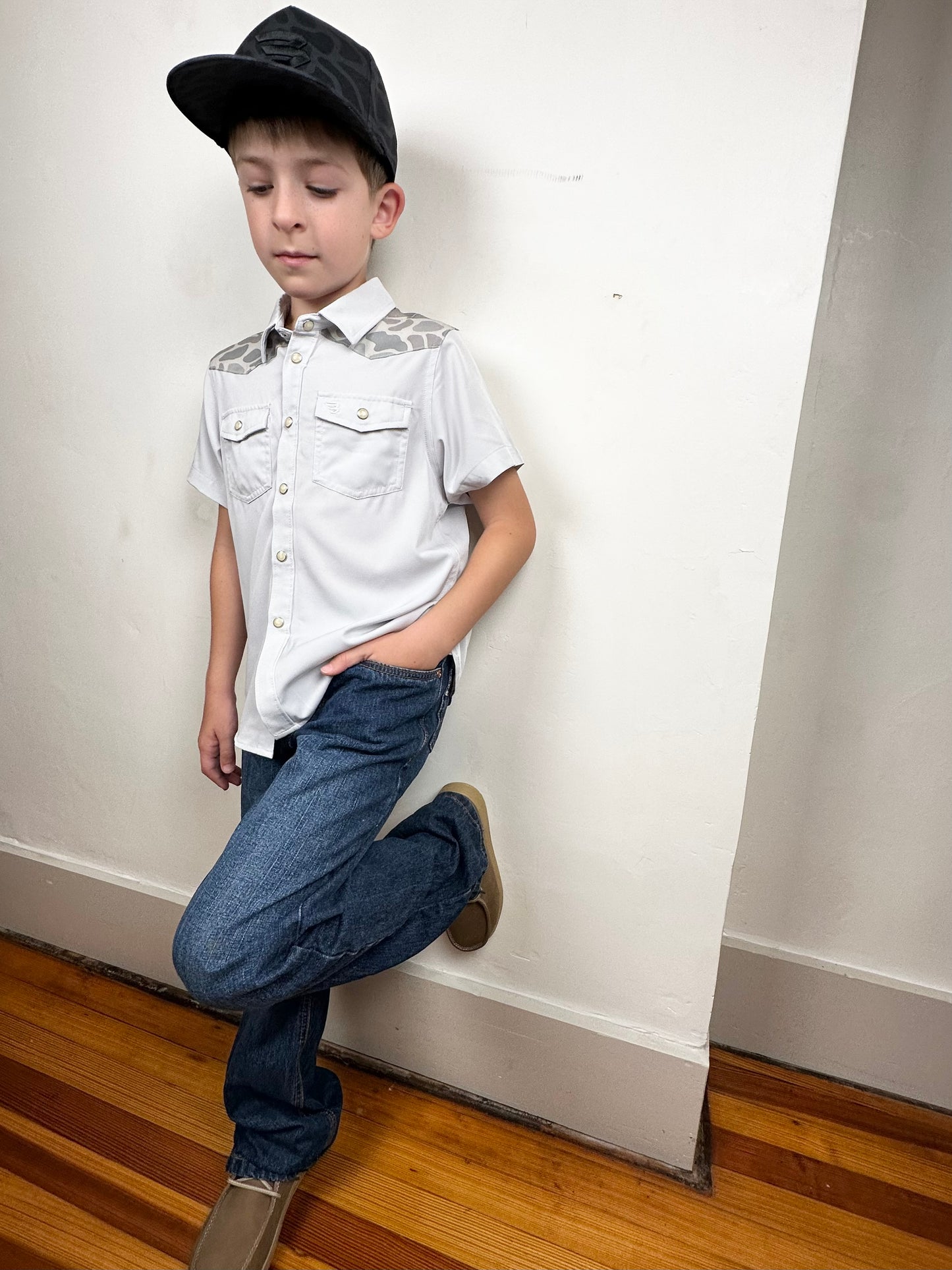 BURLEBO | YOUTH | Performance Western Shirt | Bird Szn | Light Grey + Classic Deer Camo