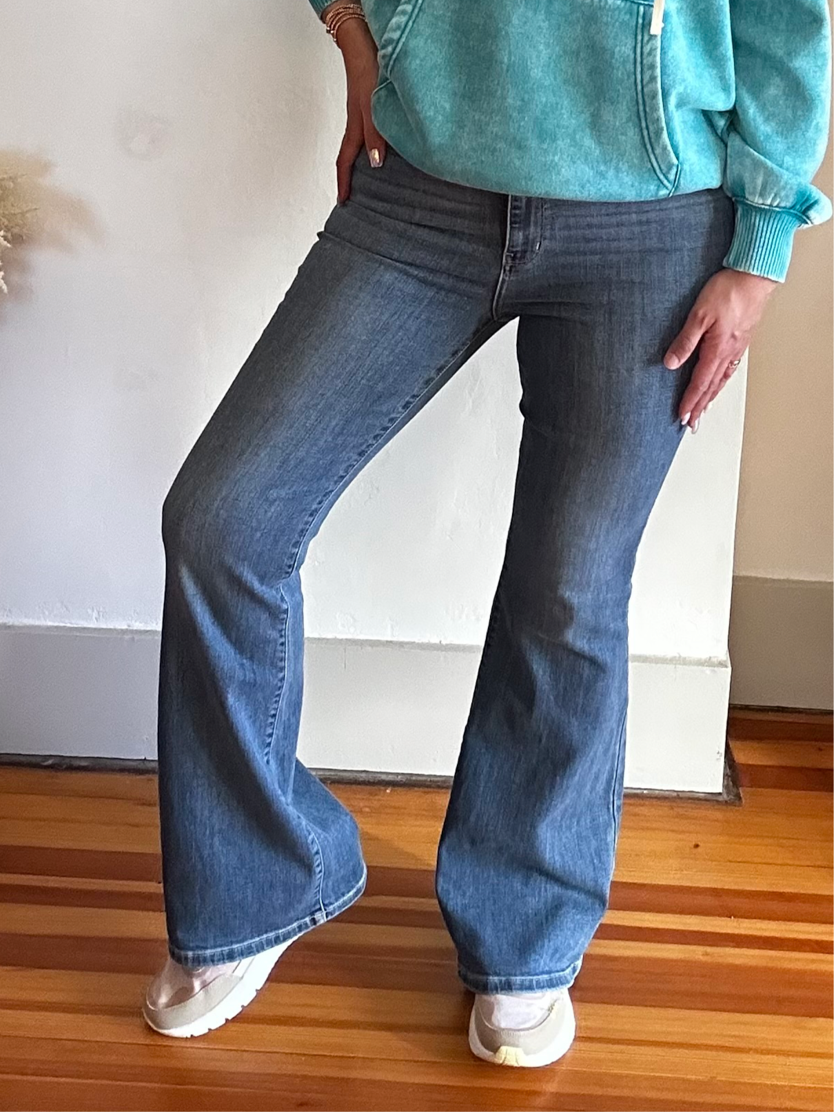 High Waist Flair | Regular Denim