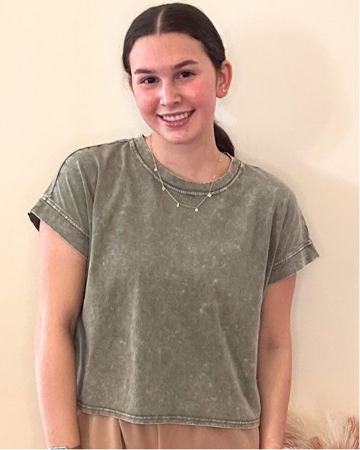 Round Neck Back Seam Short Sleeve Top | Olive