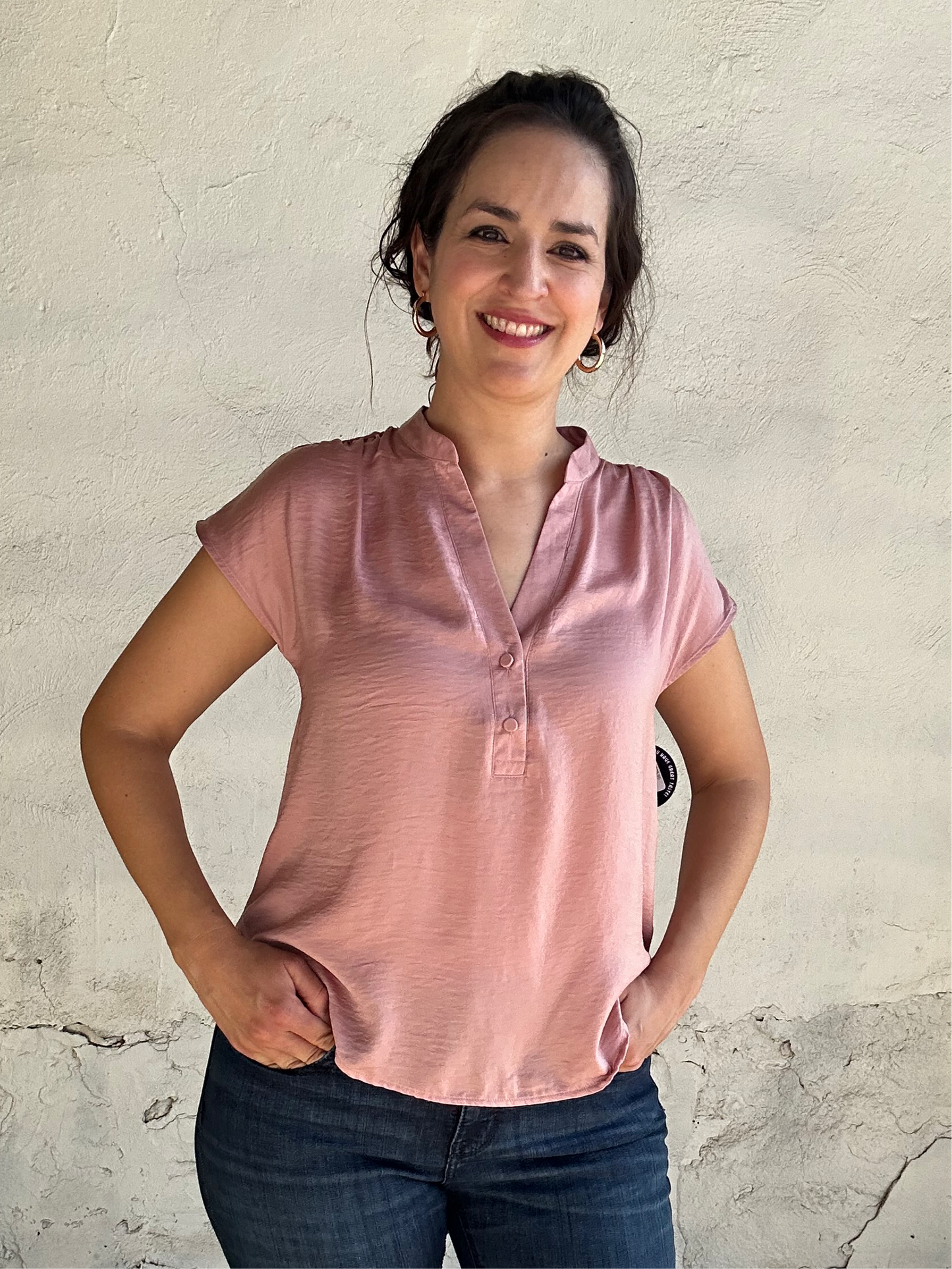 V-Neck with Delicate Buttons | Dusty Pink
