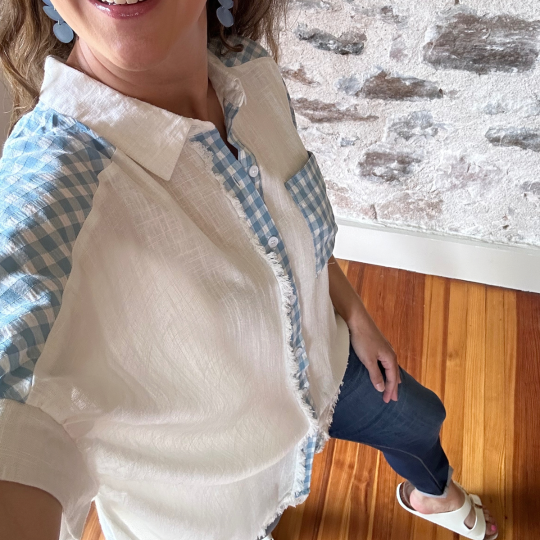 Picnic Short Sleeve Button Up | Off White + Blue