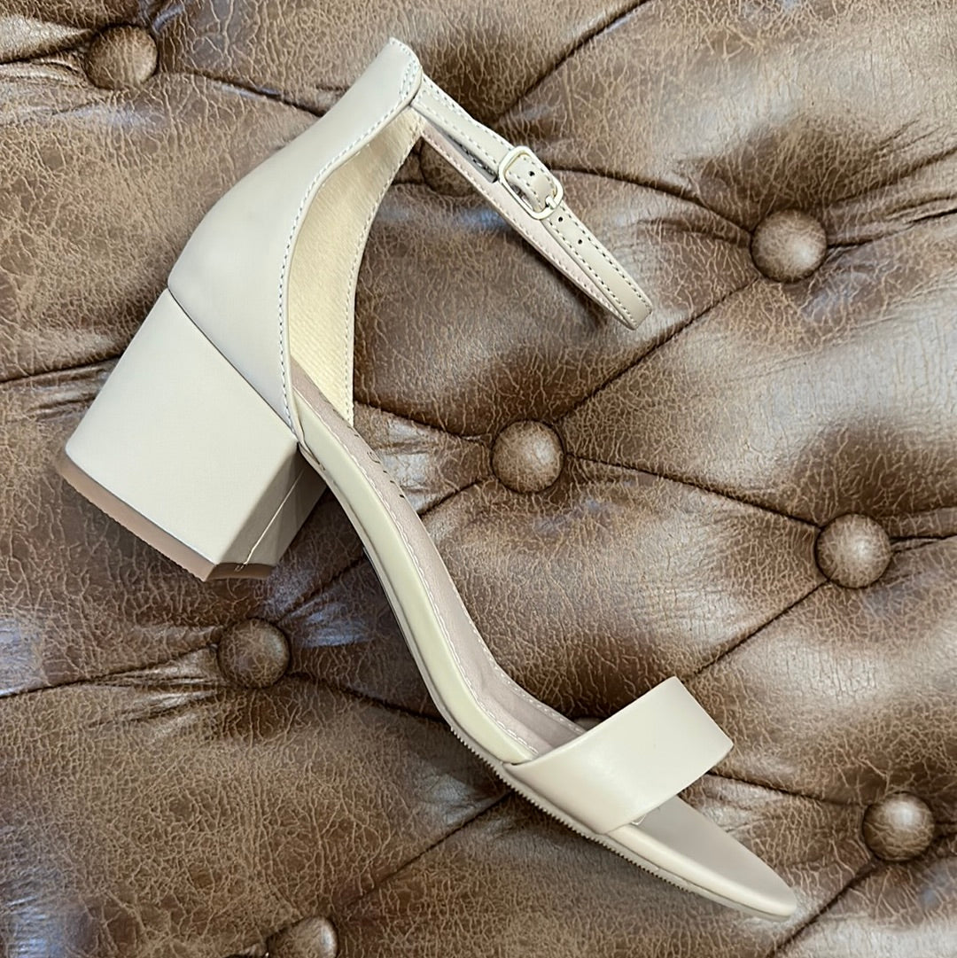 Ileana Block Heal | Nude