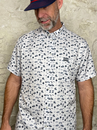 Burlebo | Performance Button Up | On the Water