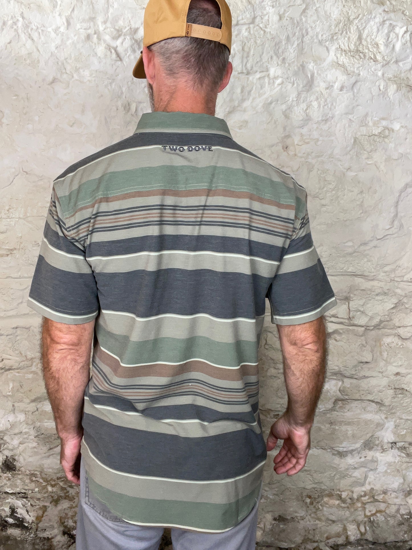 Two Dove Outdoors | The Rio Short Sleeve | Baja Green