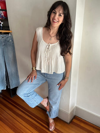 Veronica Laced Trim Top | Oatmeal
