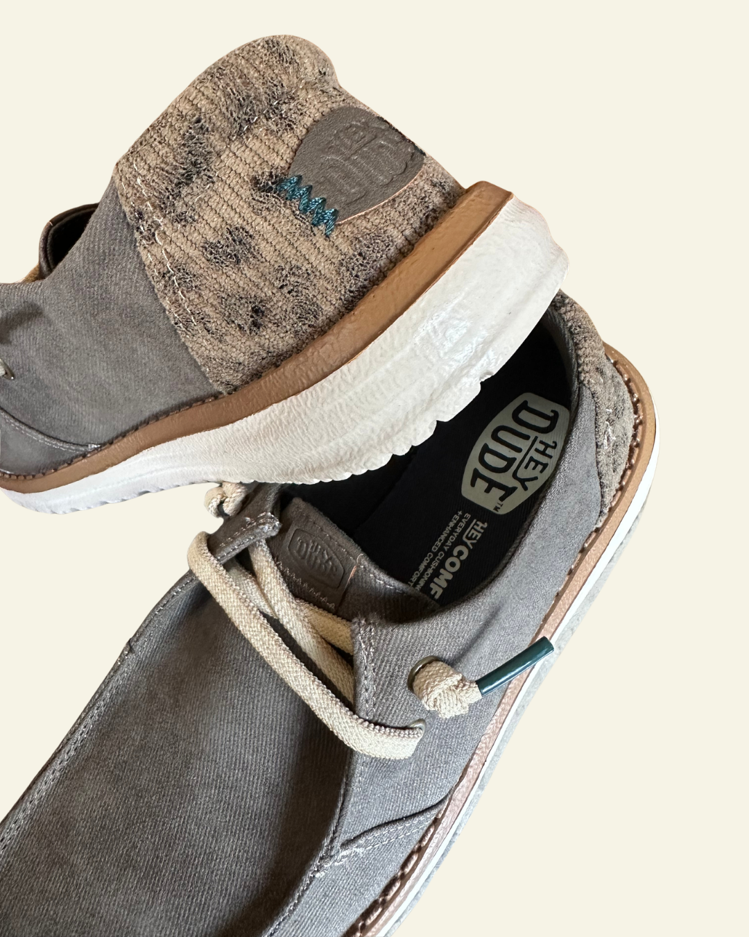 HEYDUDE | Women | Wendy Workwear Leo | Dark Olive