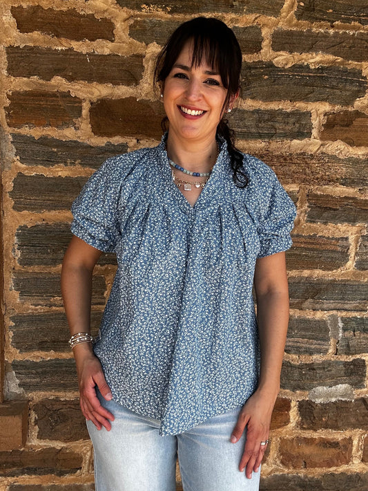 Dainty Floral Short Sleeve Top | Light Denim