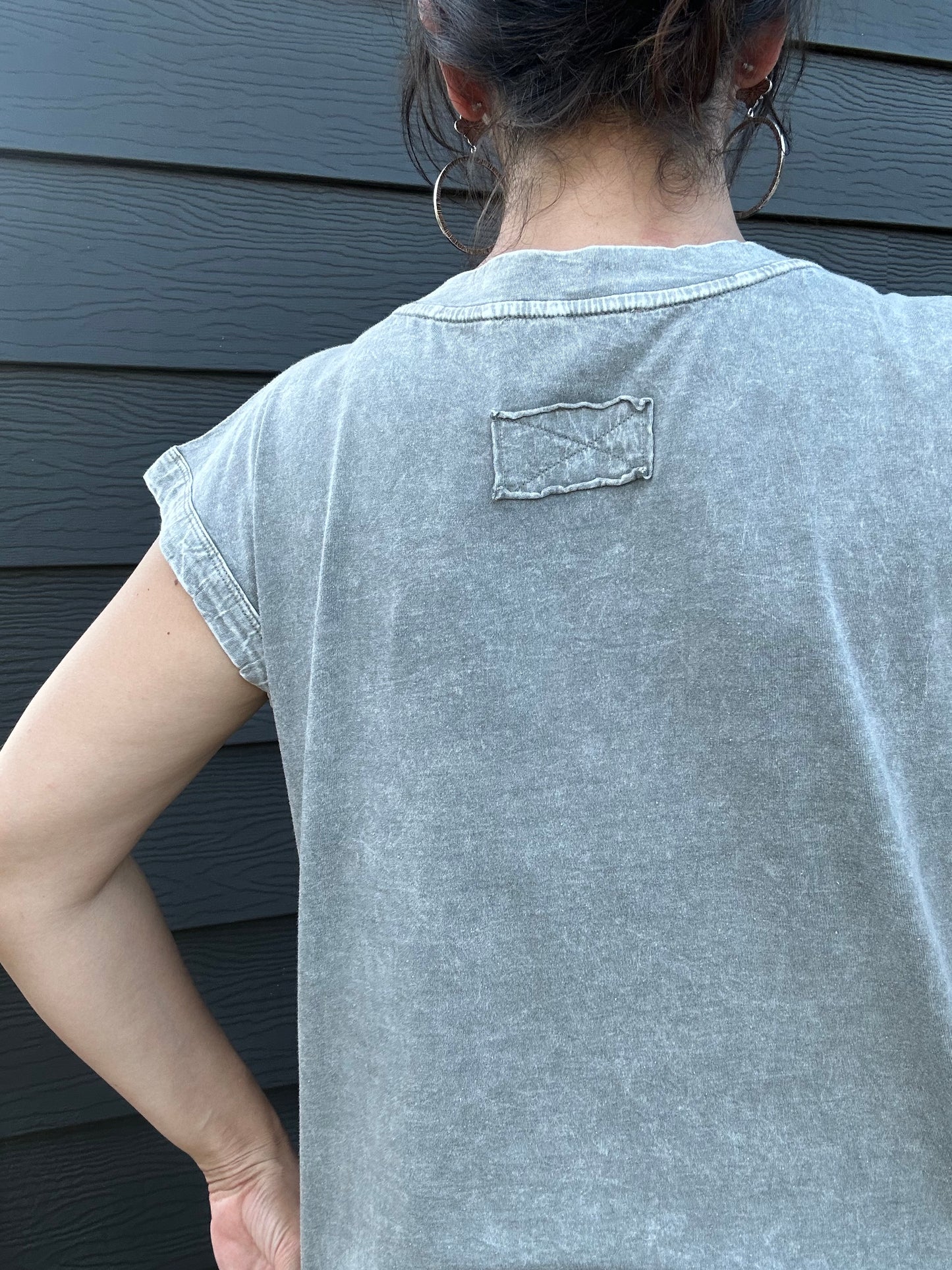 Washed + Extended Shoulder Tee | Grey