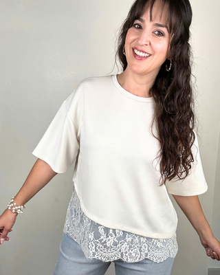 Scalloped Lace Hem Top | Ecru