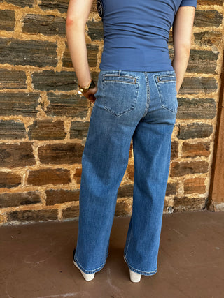 Trouser Colulmn Jean | Light Wash | Short Inseam (30")