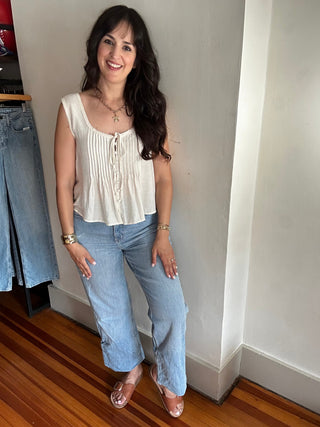 Veronica Laced Trim Top | Oatmeal