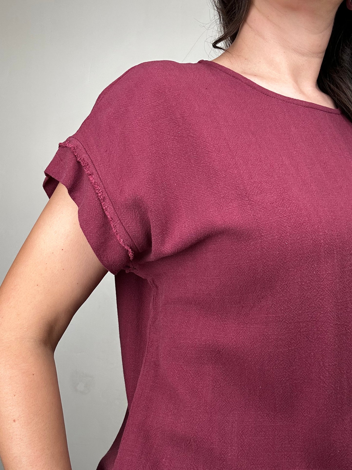 Drawstring Short Sleeve Linen Blend Top | Merlot