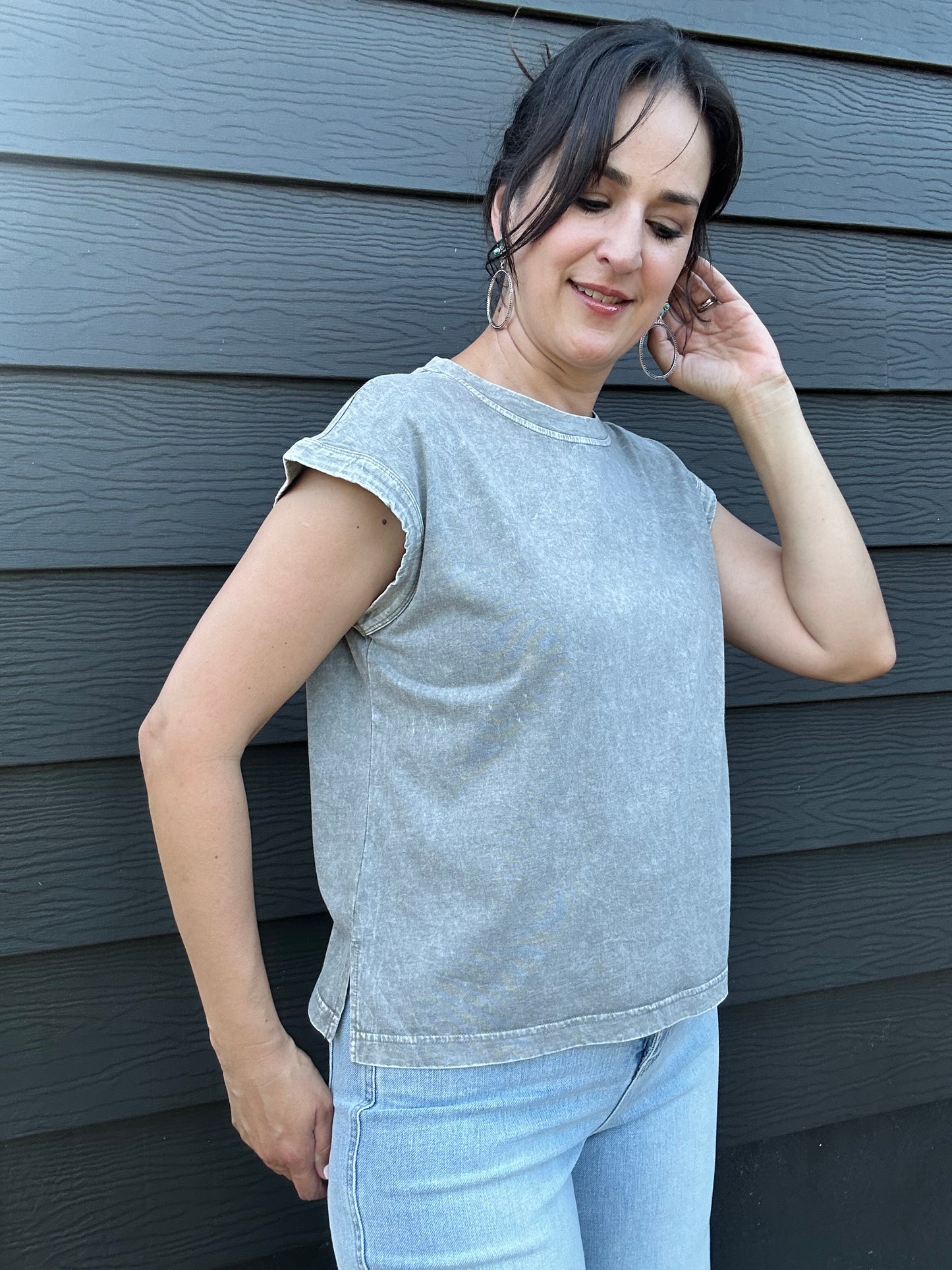 Washed + Extended Shoulder Tee | Grey