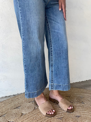 Cruel Denim | Women | Jean - Hannah Crop Medium Stone