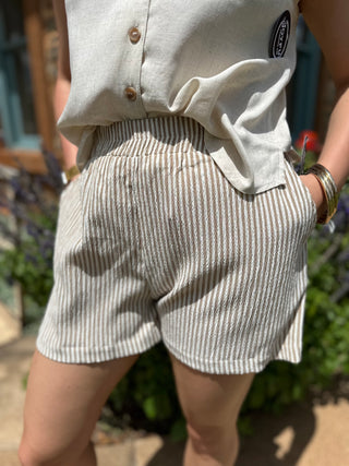 Stripe Elastic Shorts | Cream + Mocha