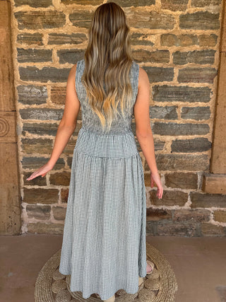 Smocked Gingham Tiered Sleeveless Midi Dress | Hunter Green