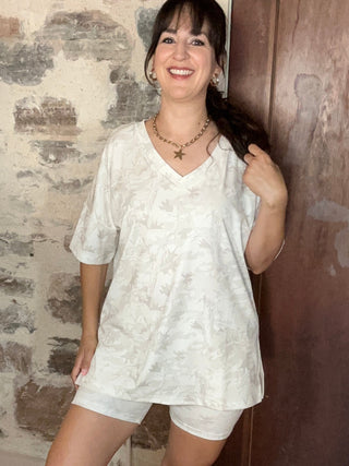 Light Camo Biker Short Set | White