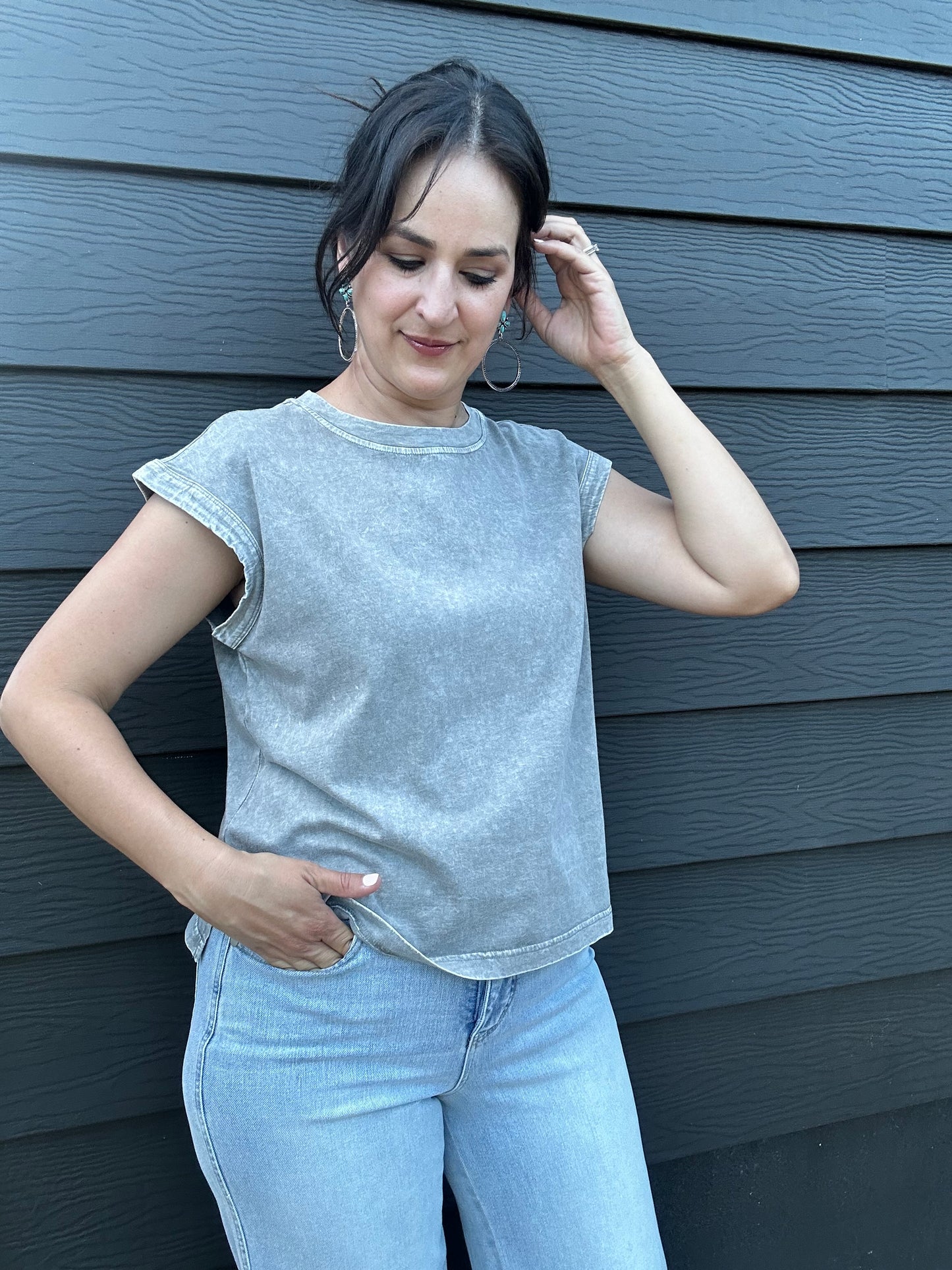 Washed + Extended Shoulder Tee | Grey