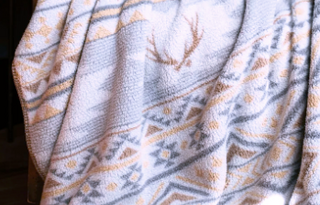 Burlebo Fireside Blanket | One Size 60” x 70” | Whitetail Aztec Cream